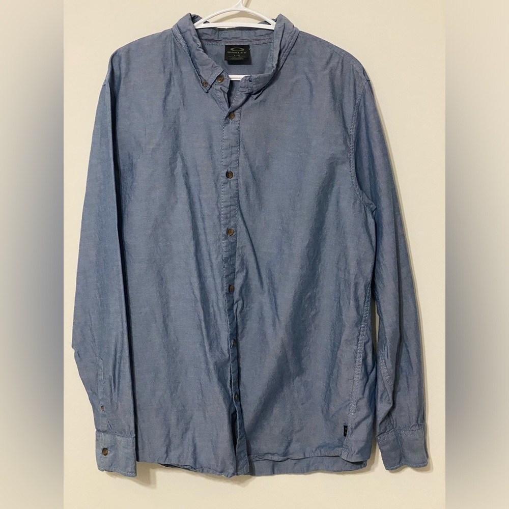 Oakley button up blue men's large shirt